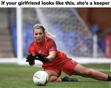 football-if-girlfriend-looks-like-this-shes-keeper.jpeg