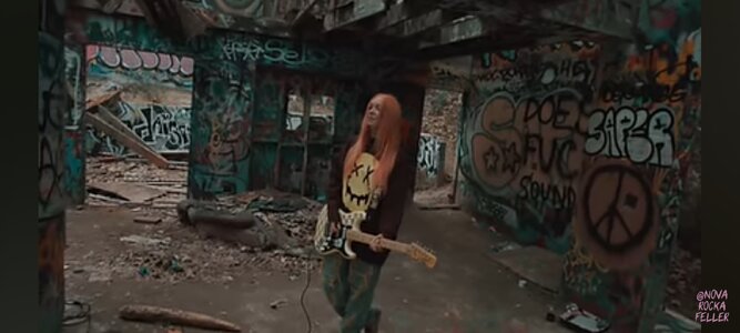 Screenshot_20231108_133918_YouTube (2).jpg