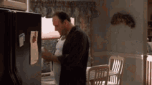 the-sopranos-tony-soprano (1).gif