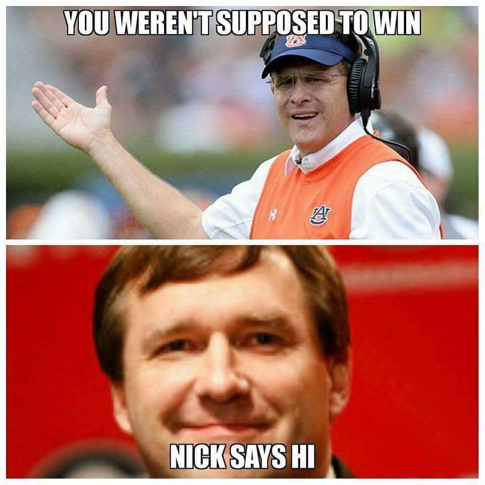 CxHCAMBUUAAdghG.jpg:large