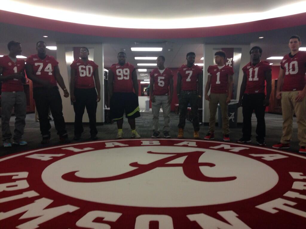 BbjvhckIAAEtIWj.jpg:large