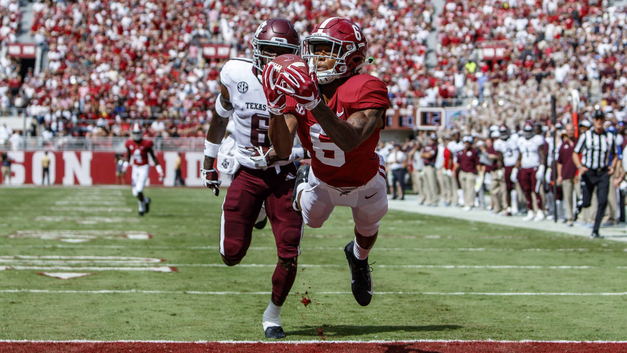 Dnu-rBwW4AASWvB.jpg:large