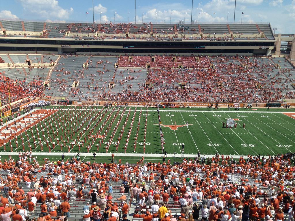 CP2kqiNVAAAZzXZ.jpg:large